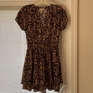 Adorable leopard print dress